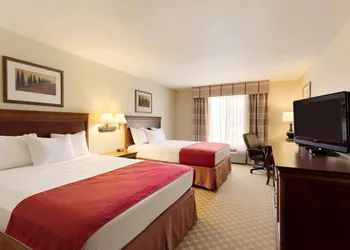 Country Inn & Suites by Radisson, Nevada, MO hotel thumbnail 4
