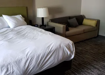 Country Inn & Suites by Radisson, Detroit Lakes hotel thumbnail 5