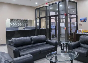 Regency Inn & Suites hotel thumbnail 3
