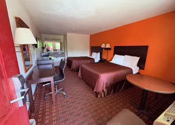 Royal Regency Inn hotel thumbnail 8