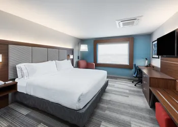 Holiday Inn Express & Suites West Plains Southwest by IHG hotel thumbnail 3
