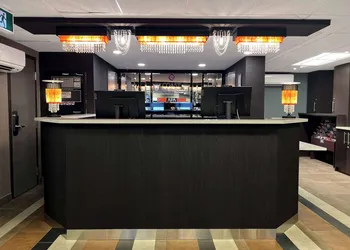 Coast Calgary Downtown Hotel & Suites by APA hotel thumbnail 5