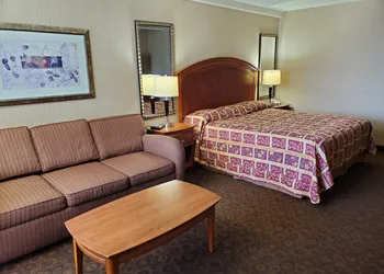 Royal Pacific Motor Inn hotel thumbnail 5