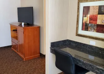 Royal Pacific Motor Inn hotel thumbnail 6