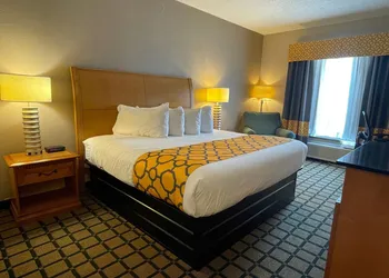Baymont by Wyndham West Plains hotel thumbnail 8