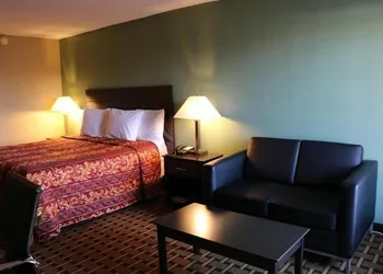 Kings Inn Civic Center UAB hotel thumbnail 2