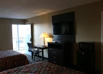 Kings Inn Civic Center UAB hotel thumbnail 3