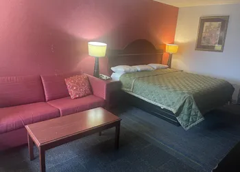 Economy Inn Little Rock hotel thumbnail 7