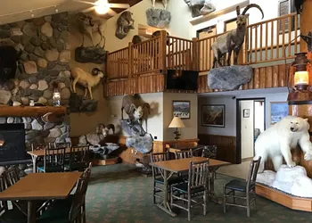 AmericInn by Wyndham Cody hotel thumbnail 2