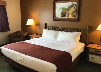 AmericInn by Wyndham Cody hotel thumbnail 8