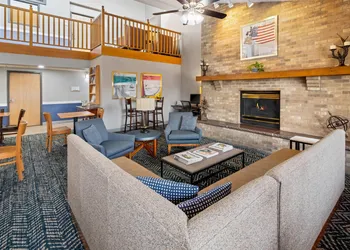 AmericInn by Wyndham Dickinson hotel thumbnail 6