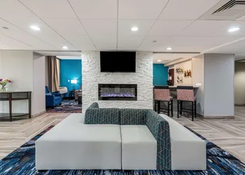Comfort Inn Chicago Schaumburg - O'Hare Airport hotel thumbnail 2