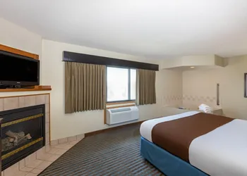 AmericInn by Wyndham Lincoln North hotel thumbnail 8