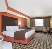 Baymont by Wyndham Lakeville hotel detail image 7