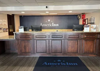 AmericInn by Wyndham Menominee hotel thumbnail 2