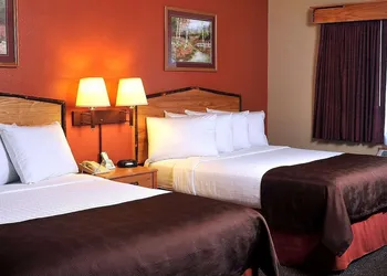 AmericInn by Wyndham Oswego hotel thumbnail 7