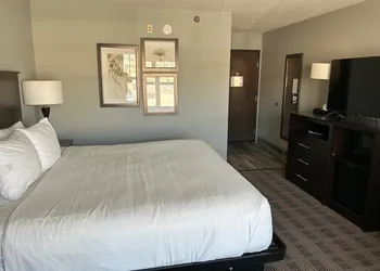 AmericInn by Wyndham Ottumwa hotel thumbnail 7