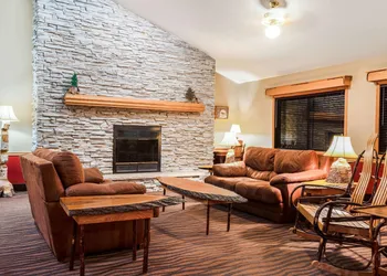 AmericInn by Wyndham Park Rapids hotel thumbnail 2