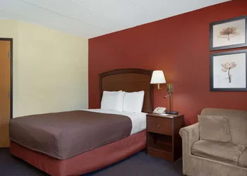 AmericInn by Wyndham Park Rapids hotel thumbnail 6