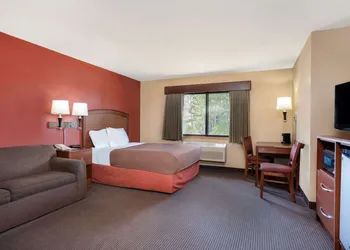 AmericInn by Wyndham Park Rapids hotel thumbnail 7