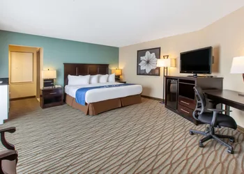 Days Inn by Wyndham Petoskey hotel thumbnail 6