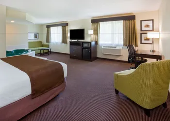 AmericInn by Wyndham Rhinelander hotel thumbnail 5