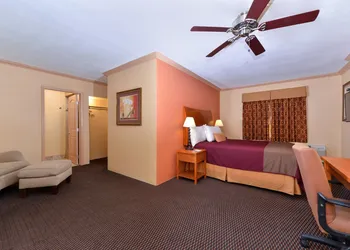Americas Best Value Inn Porterville hotel thumbnail 4