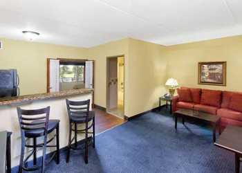 AmericInn by Wyndham Vidalia hotel thumbnail 6