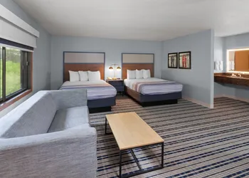AmericInn by Wyndham West Salem hotel thumbnail 7