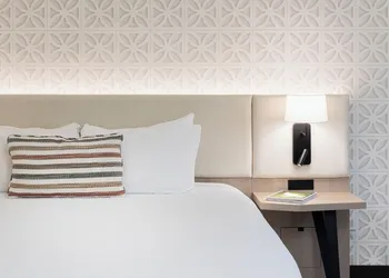 Palm Mountain Resort and Spa hotel thumbnail 4