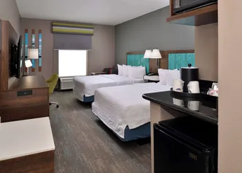 Hampton Inn Laplace hotel thumbnail 7