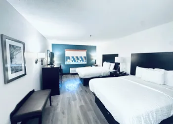 Baymont by Wyndham Ardmore I-35 hotel thumbnail 8