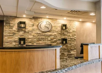 Comfort Suites Monroeville - Pittsburgh East hotel thumbnail 2