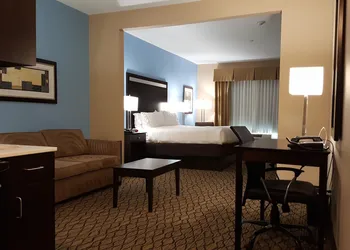 Holiday Inn Express & Suites Atascocita - Humble - Kingwood by IHG hotel thumbnail 2