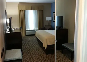 Holiday Inn Express & Suites Atascocita - Humble - Kingwood by IHG hotel thumbnail 6