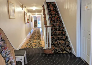 Clarem Happy Days Inn hotel thumbnail 2