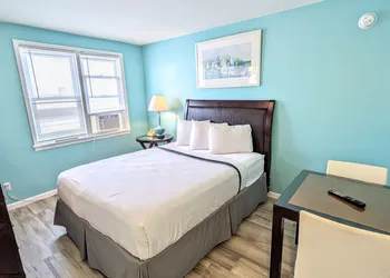 Clarem Happy Days Inn hotel thumbnail 7