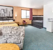 Super 8 by Wyndham Bourbonnais/Kankakee Area hotel detail image 3