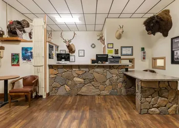 Super 8 by Wyndham Hill City/Mt Rushmore/ Area hotel thumbnail 2