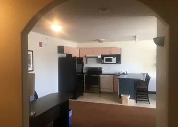 Super 8 by Wyndham Vermilion AB hotel thumbnail 8