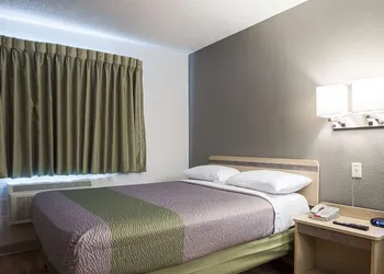 Studio 6 Miamisburg, OH - Dayton hotel thumbnail 6