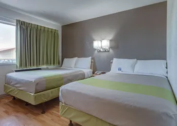 Studio 6 El Paso, TX - East hotel thumbnail 8