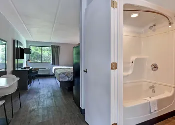 Studio 6 Extended Stay - Jacksonville, FL - Baymeadows hotel thumbnail 8