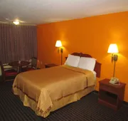 Red Carpet Inn hotel detail image 5