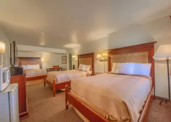 Americas Best Value Inn Uvalde hotel thumbnail 6