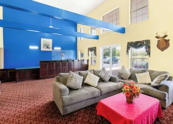 Americas Best Value Inn & Suites Mt. Pleasant hotel thumbnail 2