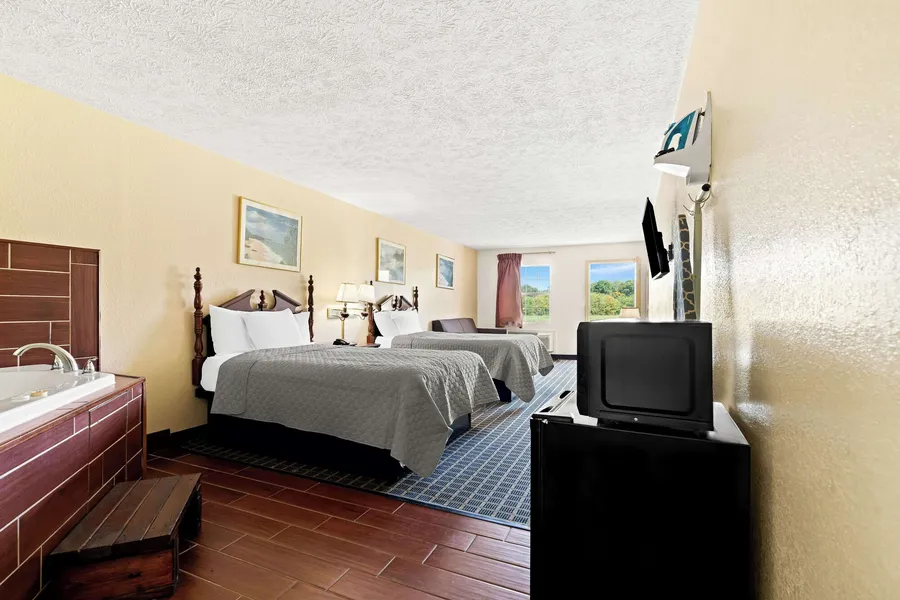 Americas Best Value Inn & Suites Mt. Pleasant hotel detail image 6