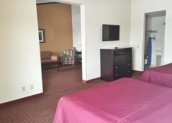 Americas Best Value Inn Romulus Detroit Airport hotel thumbnail 7