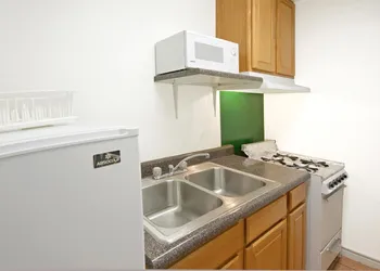 Americas Best Value Inn Weatherford, TX hotel thumbnail 4