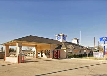Americas Best Value Inn Weatherford, TX hotel thumbnail 8